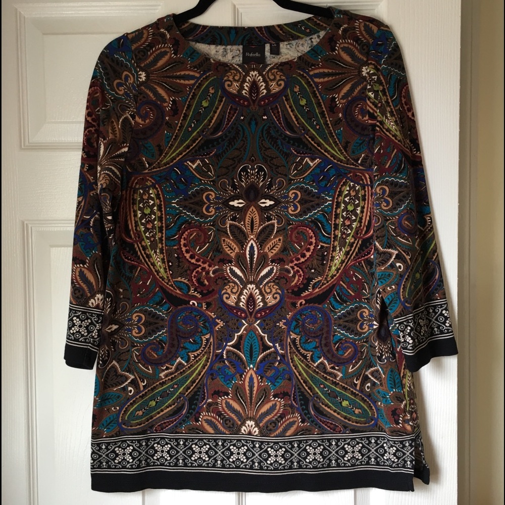 Multi color tunic top with 3/4 sleeves